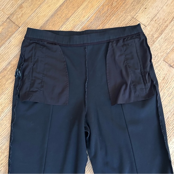 Sweaty Betty Black Pin Tuck Zippered Pockets Yoga Pants, size 14 - Picture 6 of 11